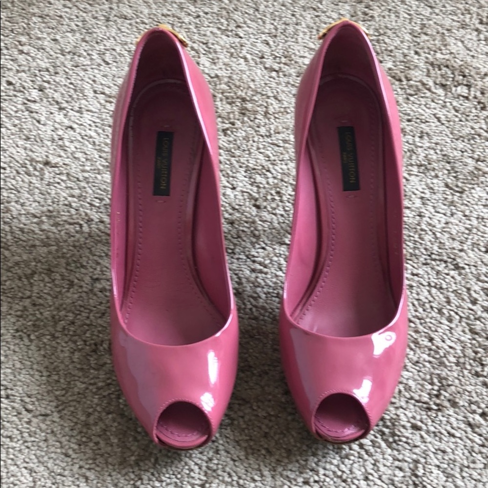 Louis Vuitton shoes!